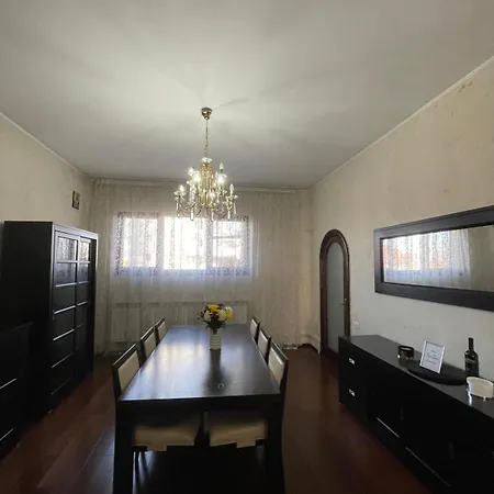 Luxury Center Apartment *